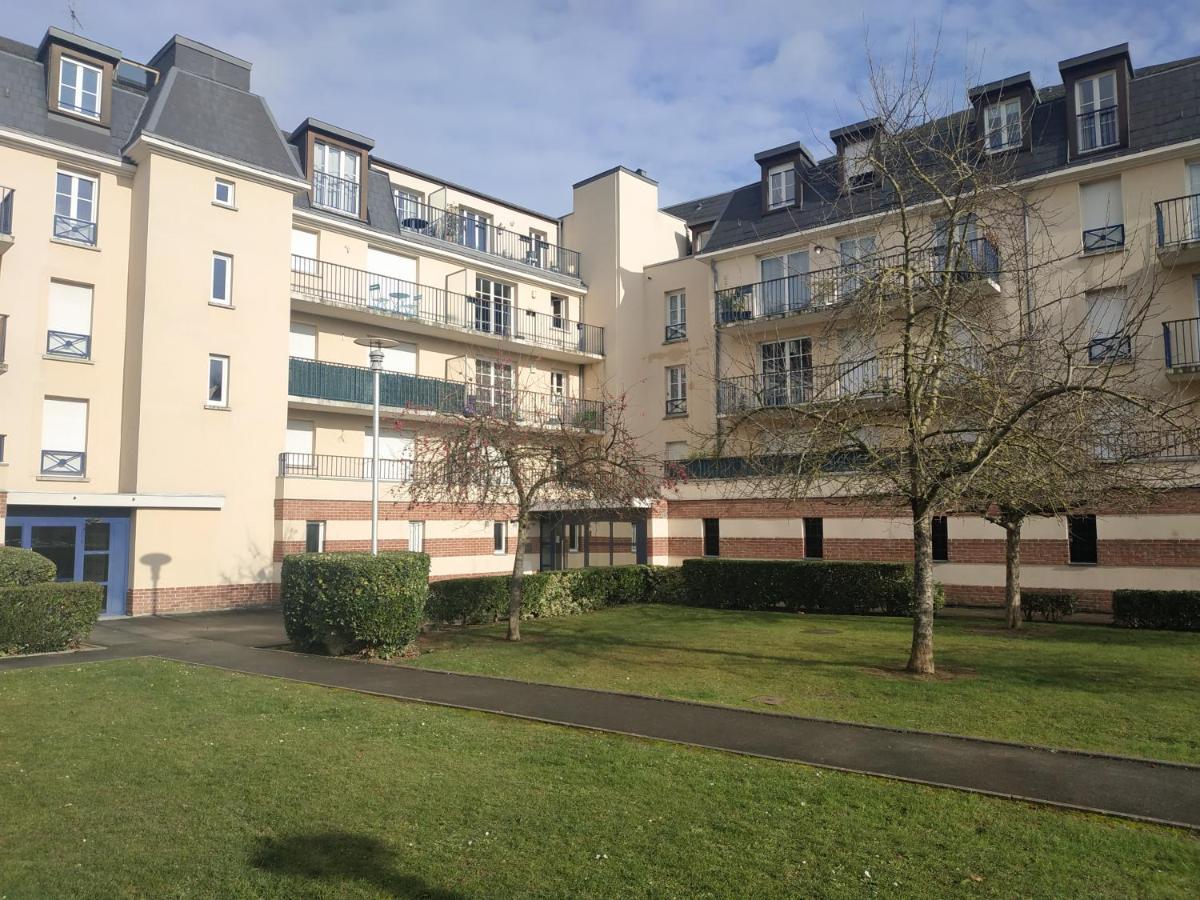 Apartment Bonvallet - Paisible Et Chaleureux Avec Balcon